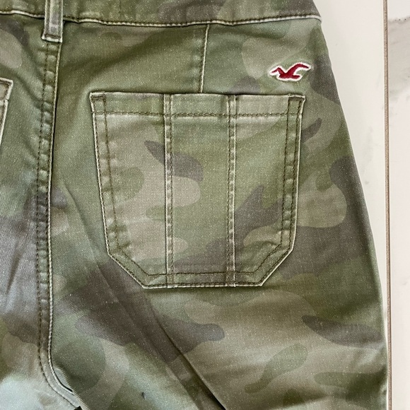 Hollister size 26 - Picture 3 of 4